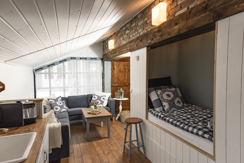 038-Bed-Omelet-AK-WS2019.jpg